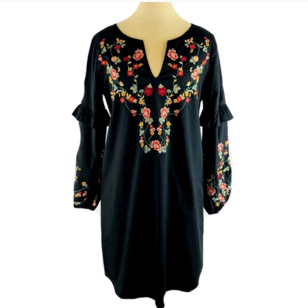 BRAVE Long Sleeve Blk Dress w Embroidered Flowers
